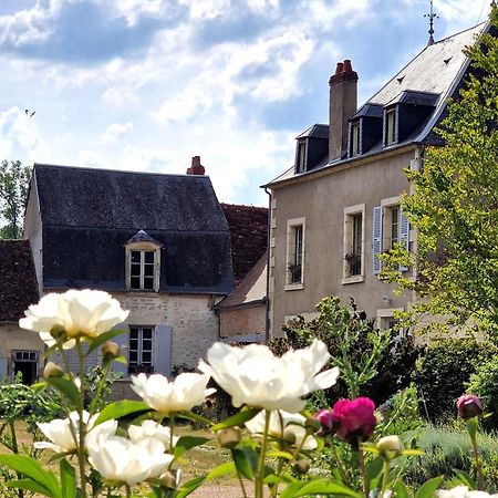 Chambre D'Hotes "Au Bord De Loire" La Marche Екстериор снимка